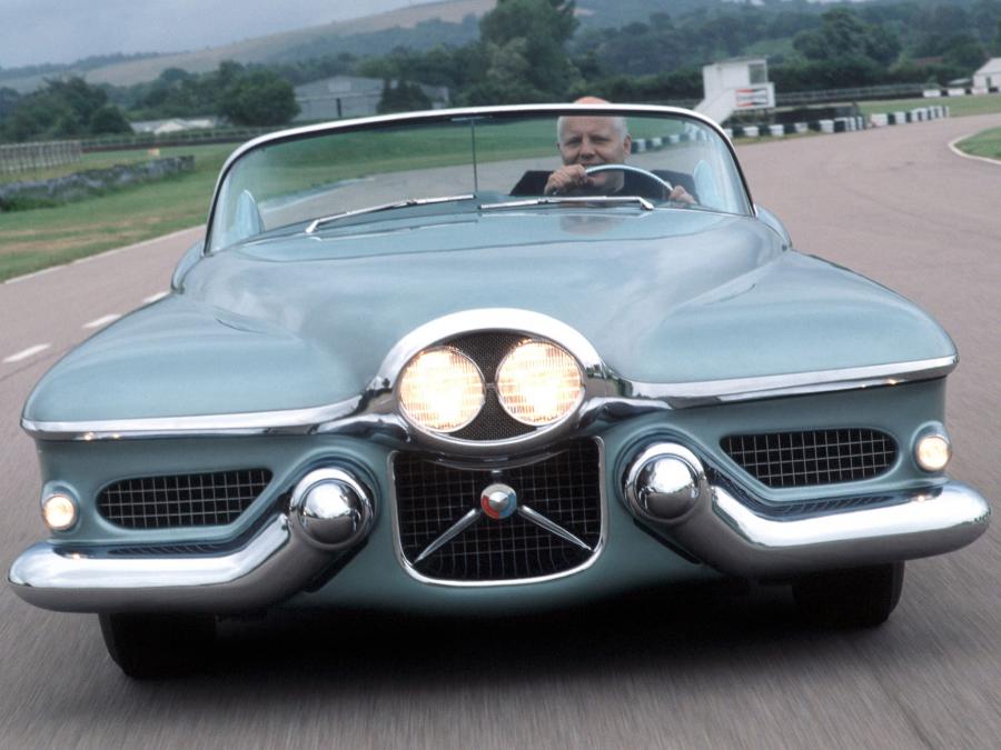  GM LeSabre Concept Car 1951 года  (фото 11 из 29)